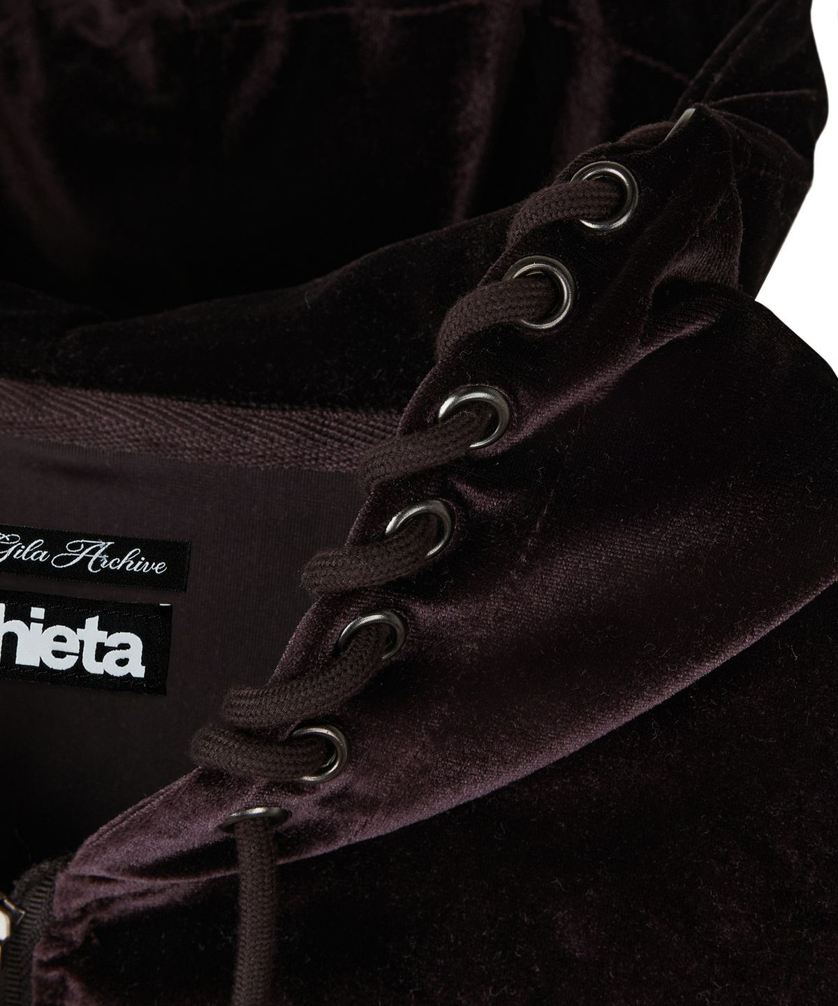 길라아카이브(GILAARCHIVE) [X hieta] SIDE EYELET SIGNATURE LOGO VELOUR HOOD ZIP-UP_BROWN