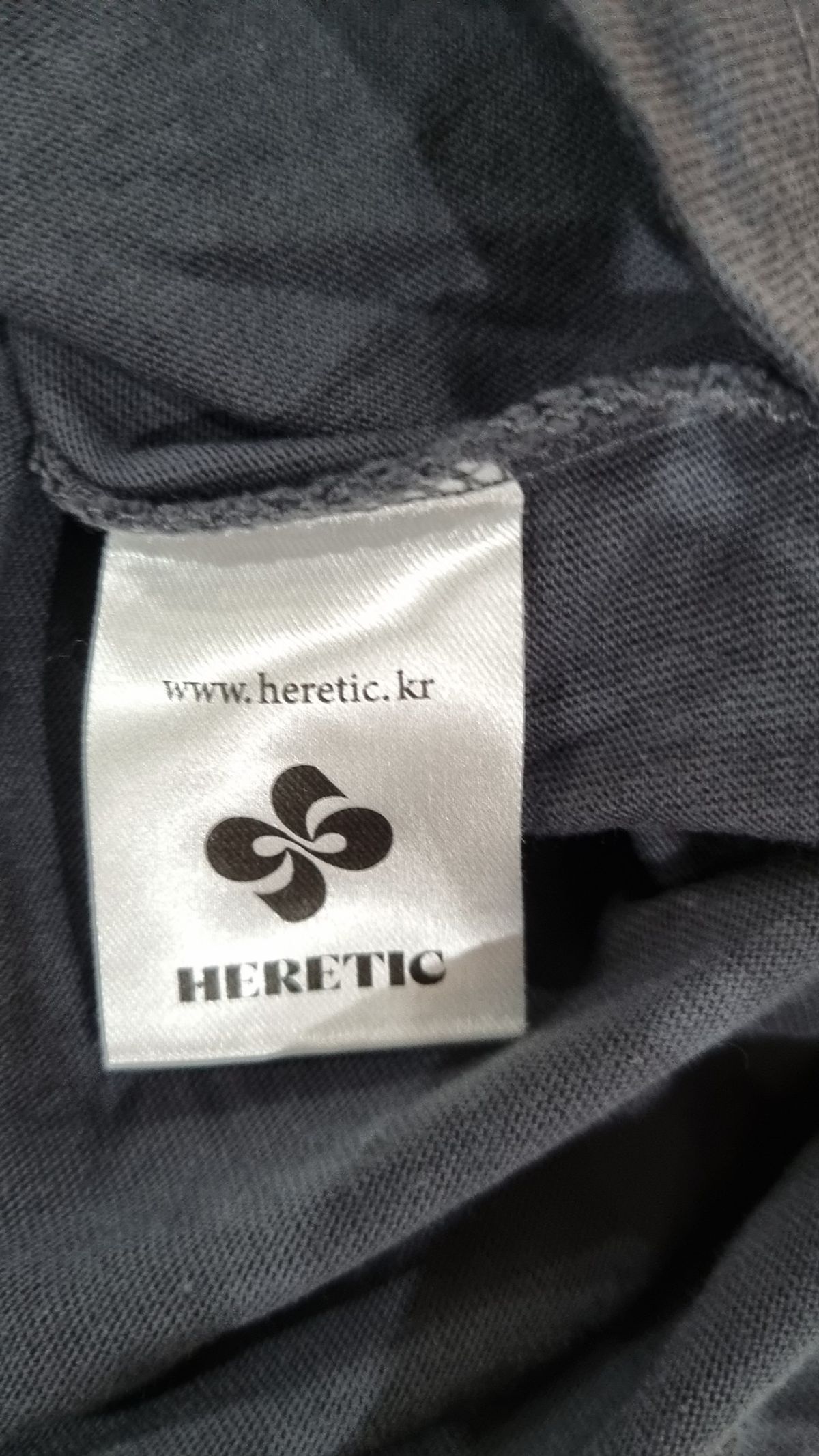 헤레틱(HERETIC) 반소매 티셔츠 XL