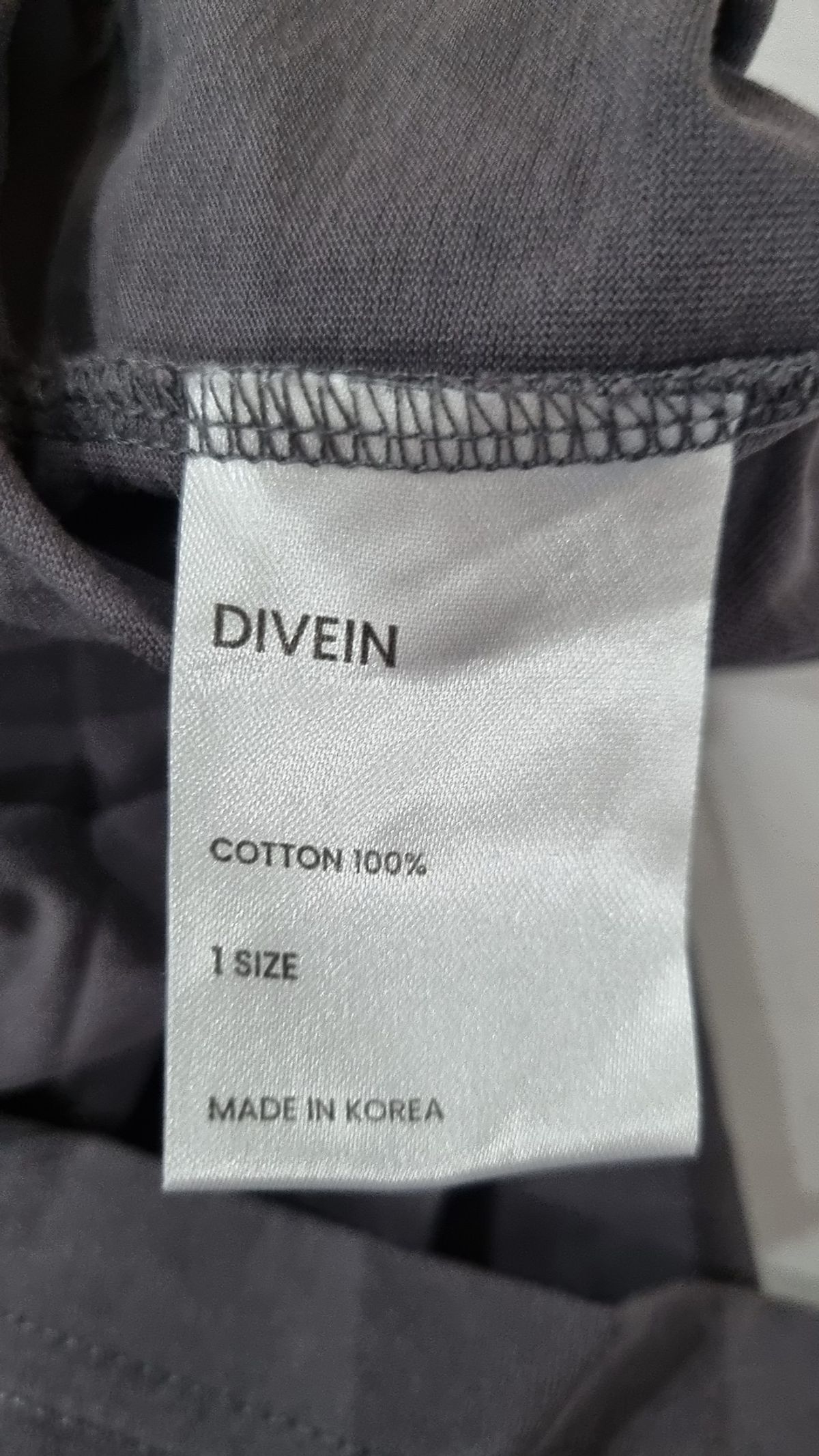 다이브인(DIVEIN) 반소매 티셔츠 1
