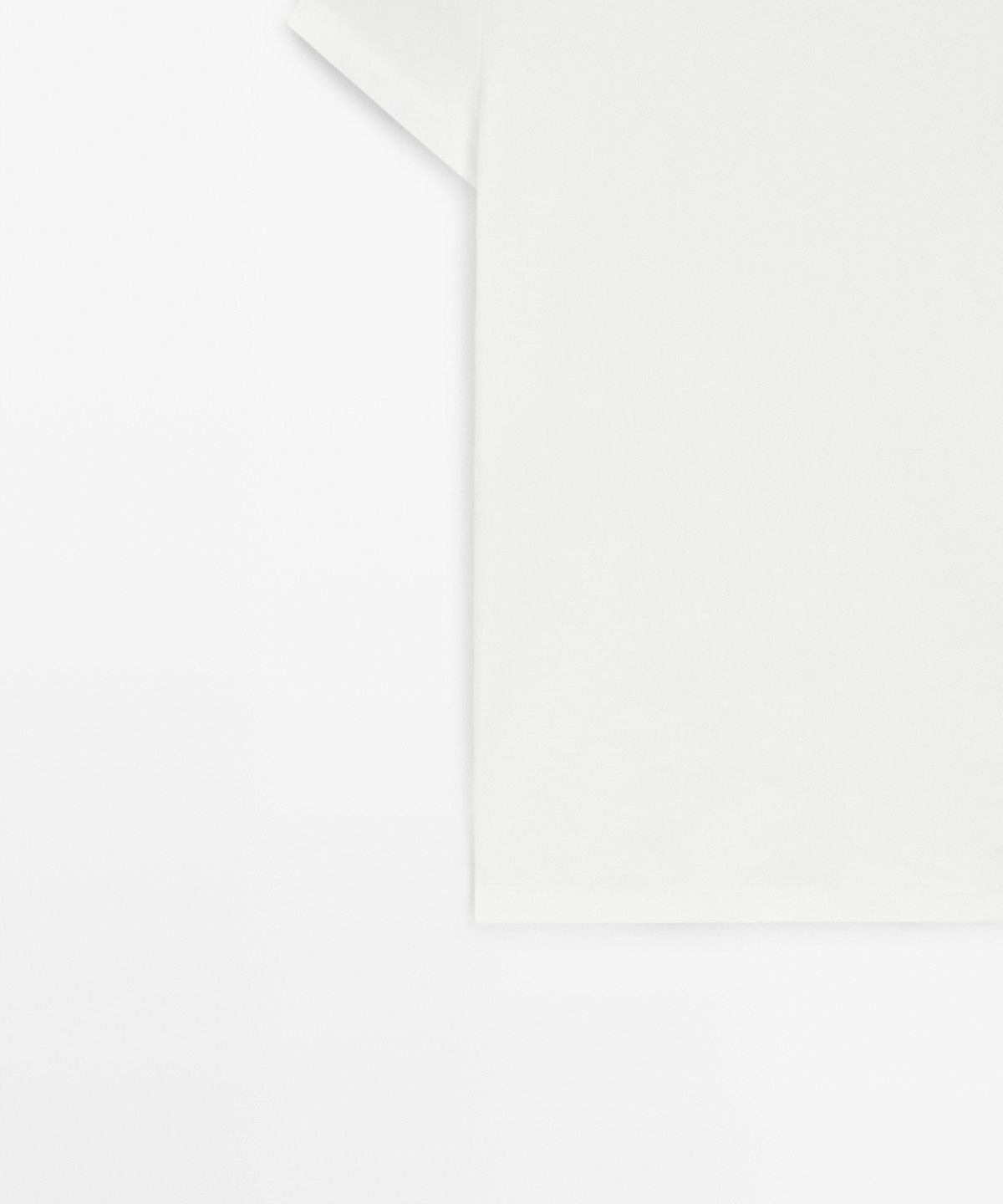 마시모두띠(MASSIMO DUTTI) 슬림 핏 반팔 티셔츠