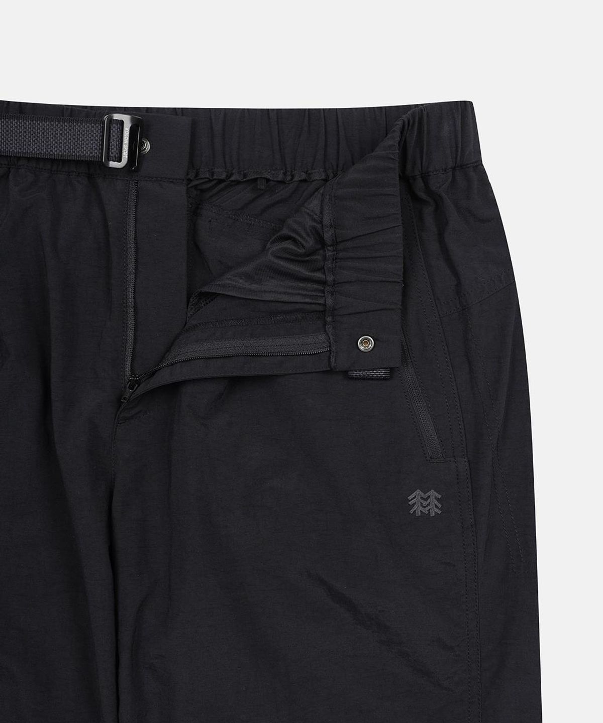 코오롱스포츠(KOLON SPORT) 남성 타슬란 와이드핏 퍼커링 팬츠 (SET-UP) JWPNA26121BLK