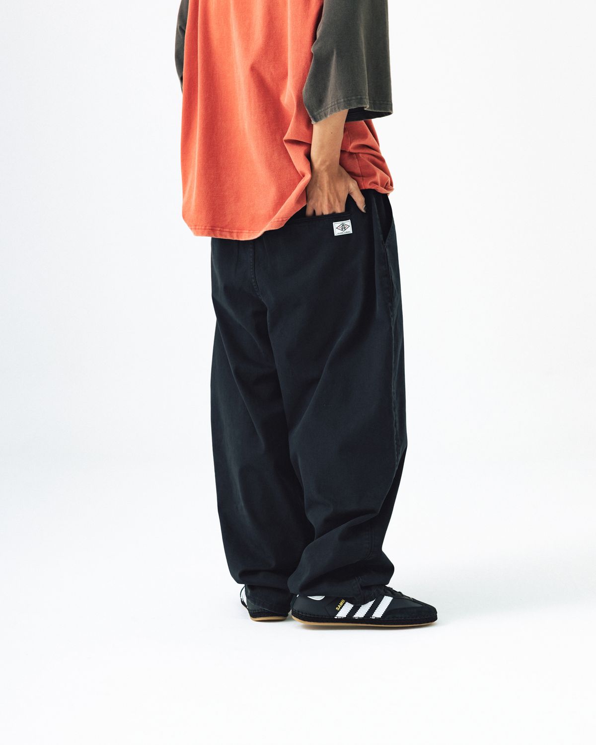앵글런(ANGLAN) [Kracker House] Side Line Chino Pants - Black