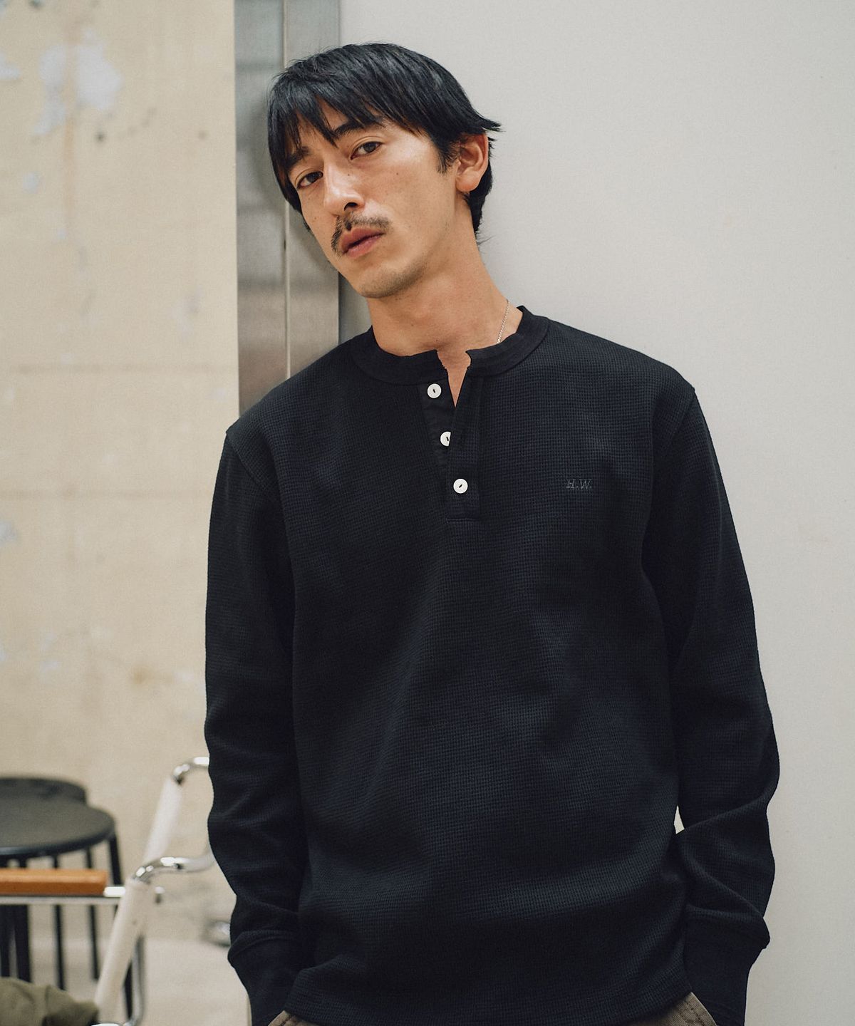 헤비웨더(HEAVY WEATHER) 워셔블 와플 헨리넥