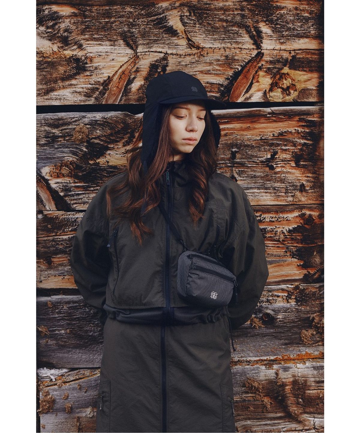 코오롱스포츠(KOLON SPORT) 여성 메쉬 크롭 후드 재킷 TVJJA26402BLK