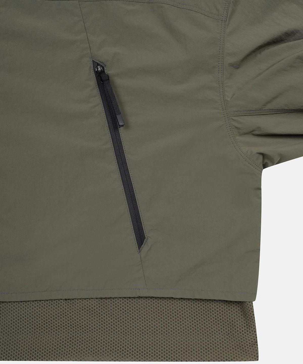 코오롱스포츠(KOLON SPORT) 여성 메쉬 크롭 후드 재킷 TVJJA26402DKH