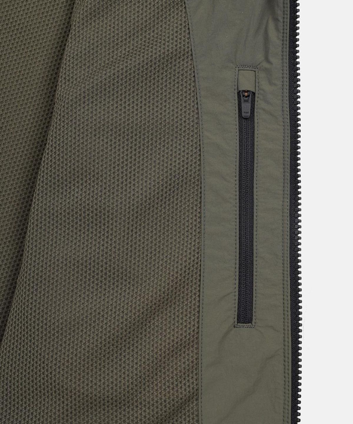 코오롱스포츠(KOLON SPORT) 여성 메쉬 크롭 후드 재킷 TVJJA26402DKH