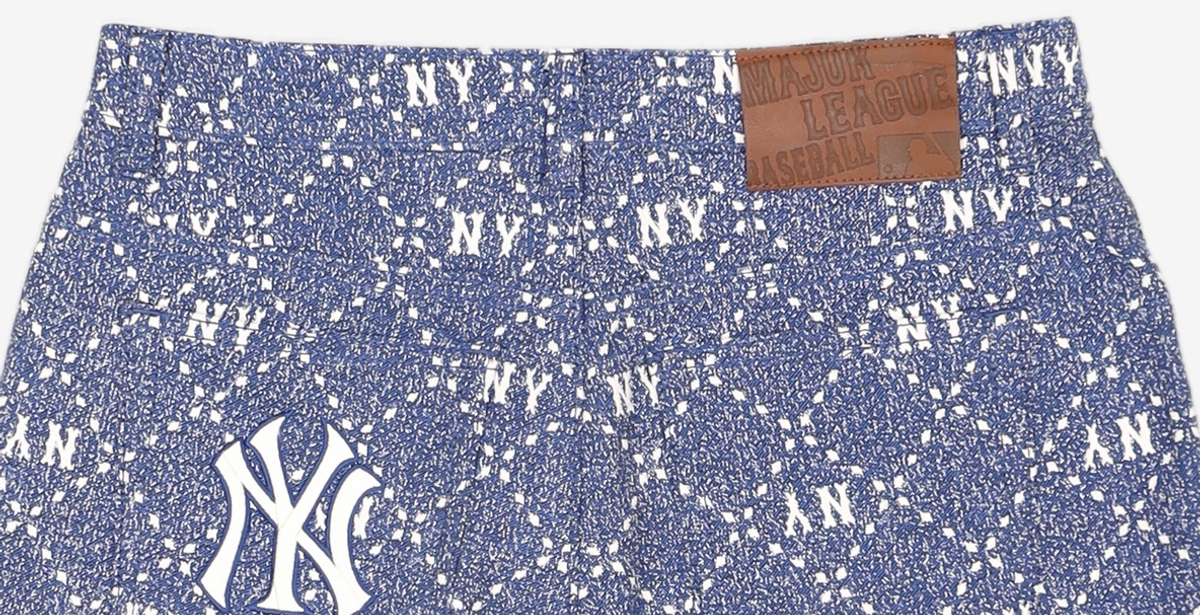 엠엘비(MLB) 여성 다이아 모노그램 자카드 데님라이크 숏팬츠 NY (Indigo) S