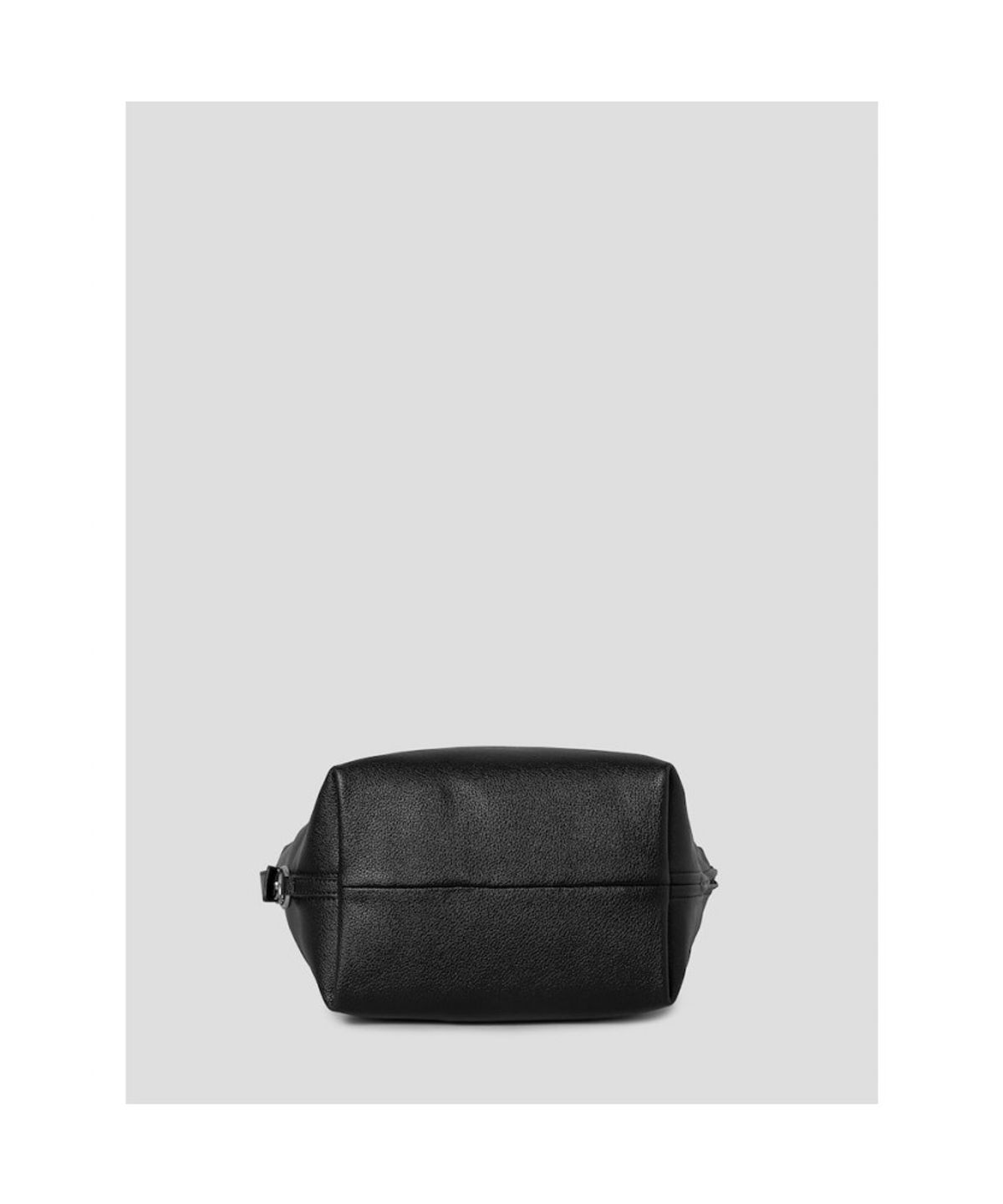 빈폴 액세서리(BEANPOLE ACCESSORY) 비엔 가죽 미디엄 슬라우치백 - 블랙