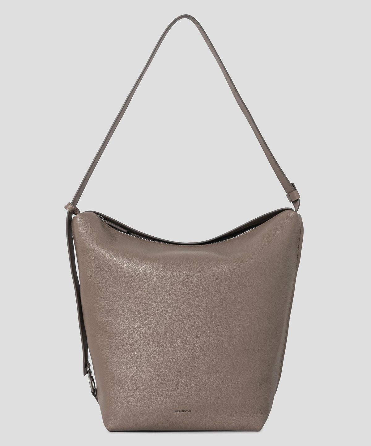 빈폴 액세서리(BEANPOLE ACCESSORY) 비엔 가죽 미디엄 슬라우치백 - 베이지