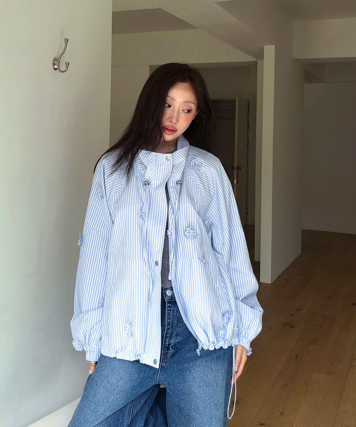 론론(RONRON) MINI FLOWER STRIPE WINDBREAKER BLUE STRIPE