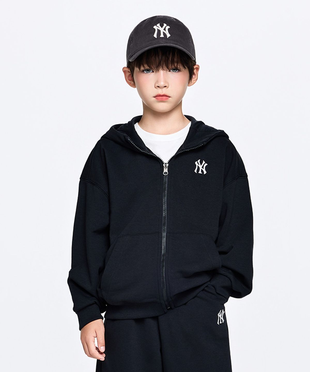 엠엘비 키즈(MLB KIDS) 스포티브 베이직 스몰로고 후드집업 NY (Black)