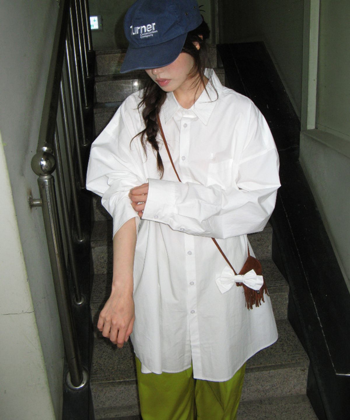 론론(RONRON) RIBBON PIN SET SHIRT DRESS WHITE
