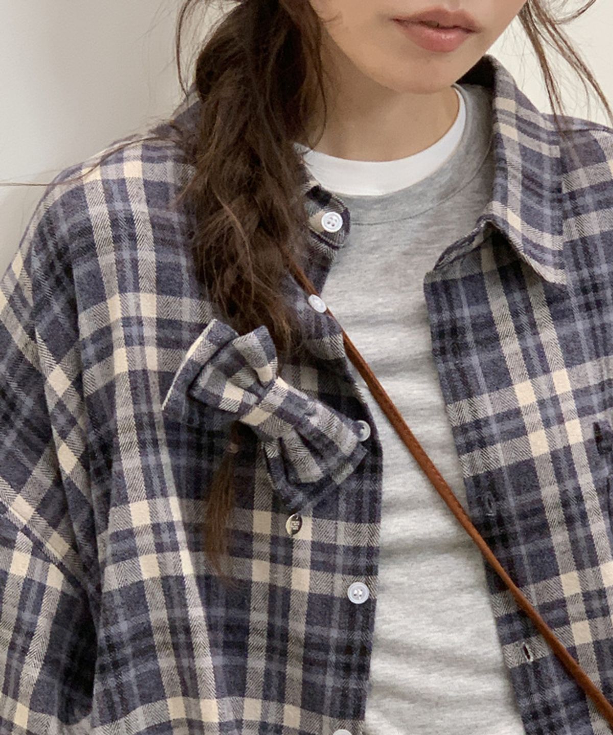 론론(RONRON) RIBBON PIN SET SHIRT DRESS NAVY CHECK