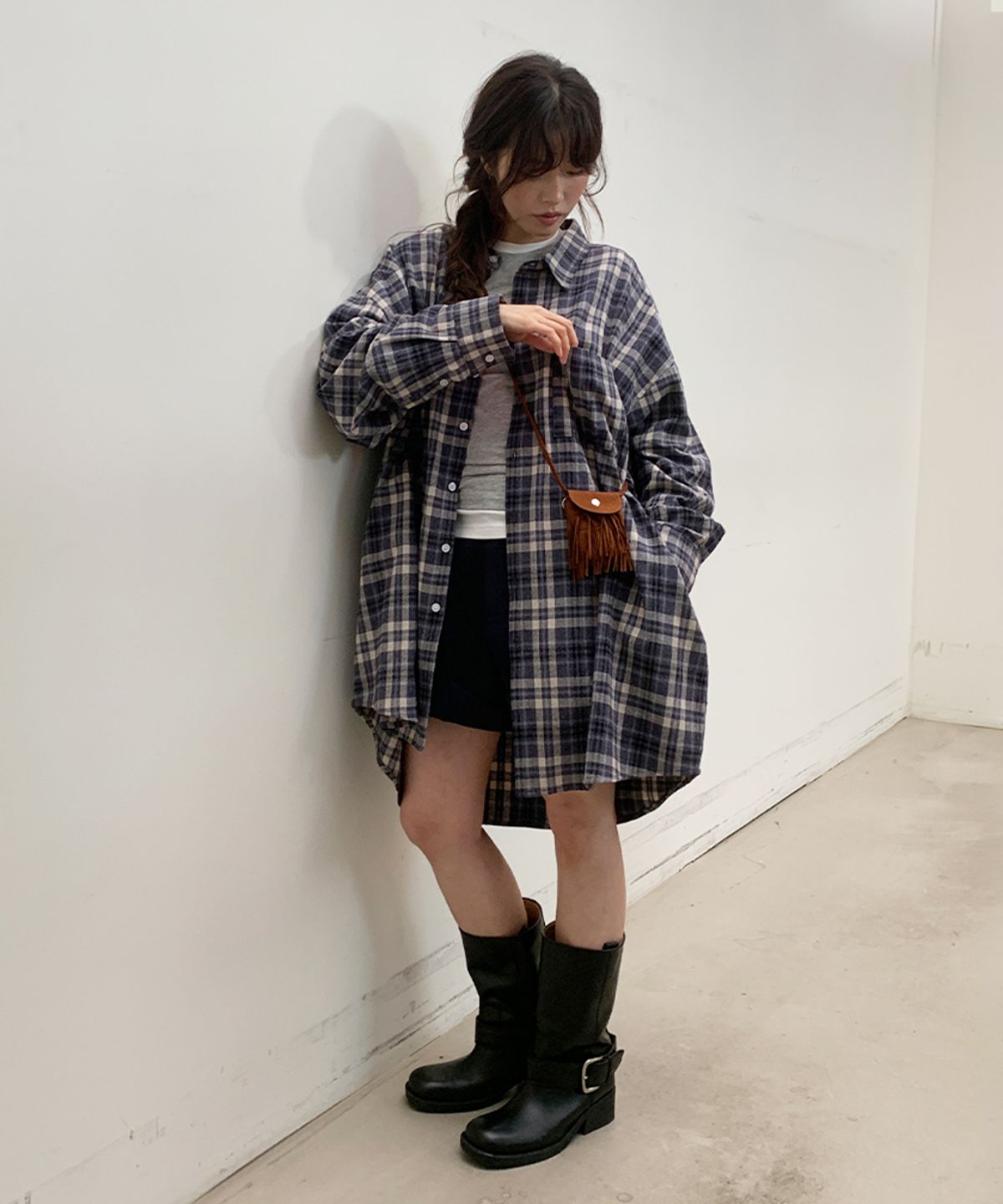 론론(RONRON) RIBBON PIN SET SHIRT DRESS NAVY CHECK