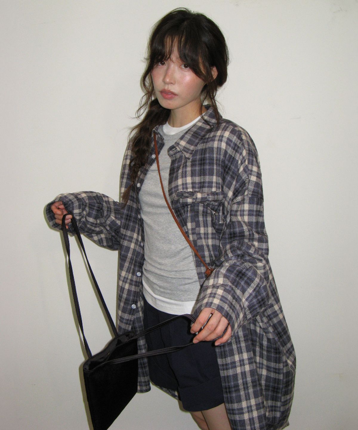 론론(RONRON) RIBBON PIN SET SHIRT DRESS NAVY CHECK