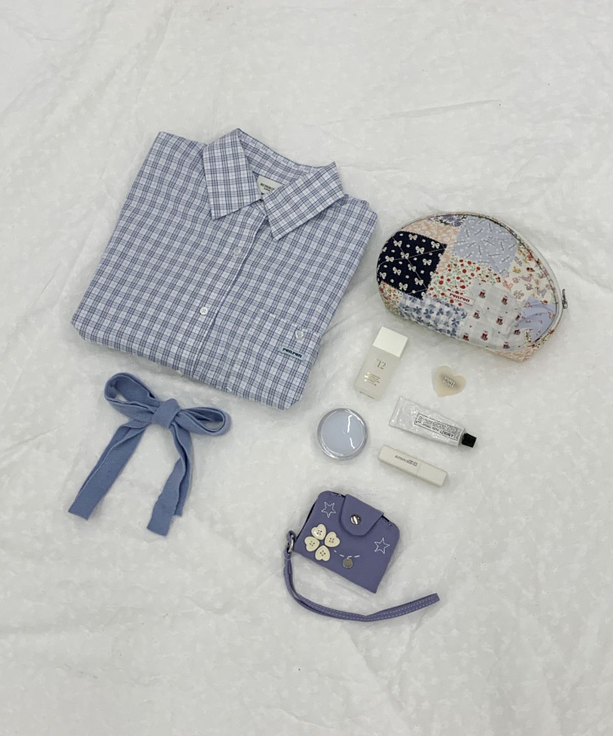 론론(RONRON) PATCHWORK QUILTED HALF MOON POUCH