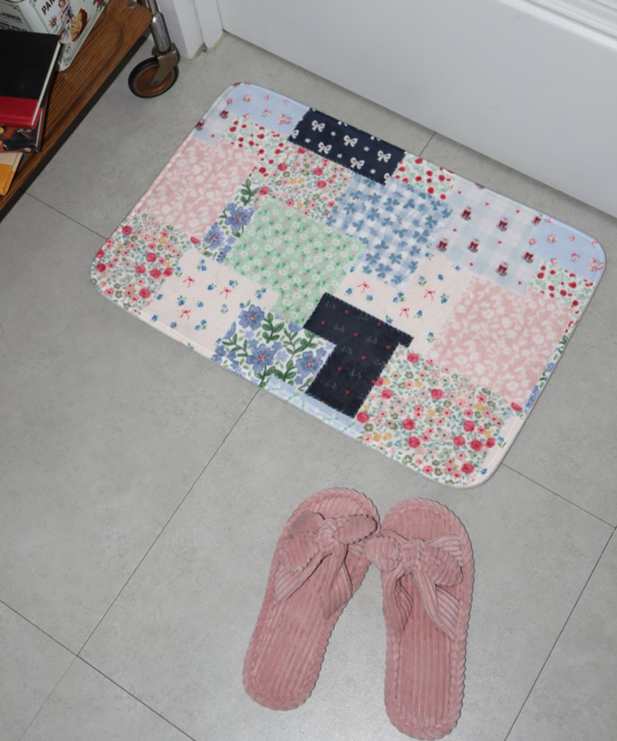 론론(RONRON) PATCHWORK GRAPHIC FLOOR MAT