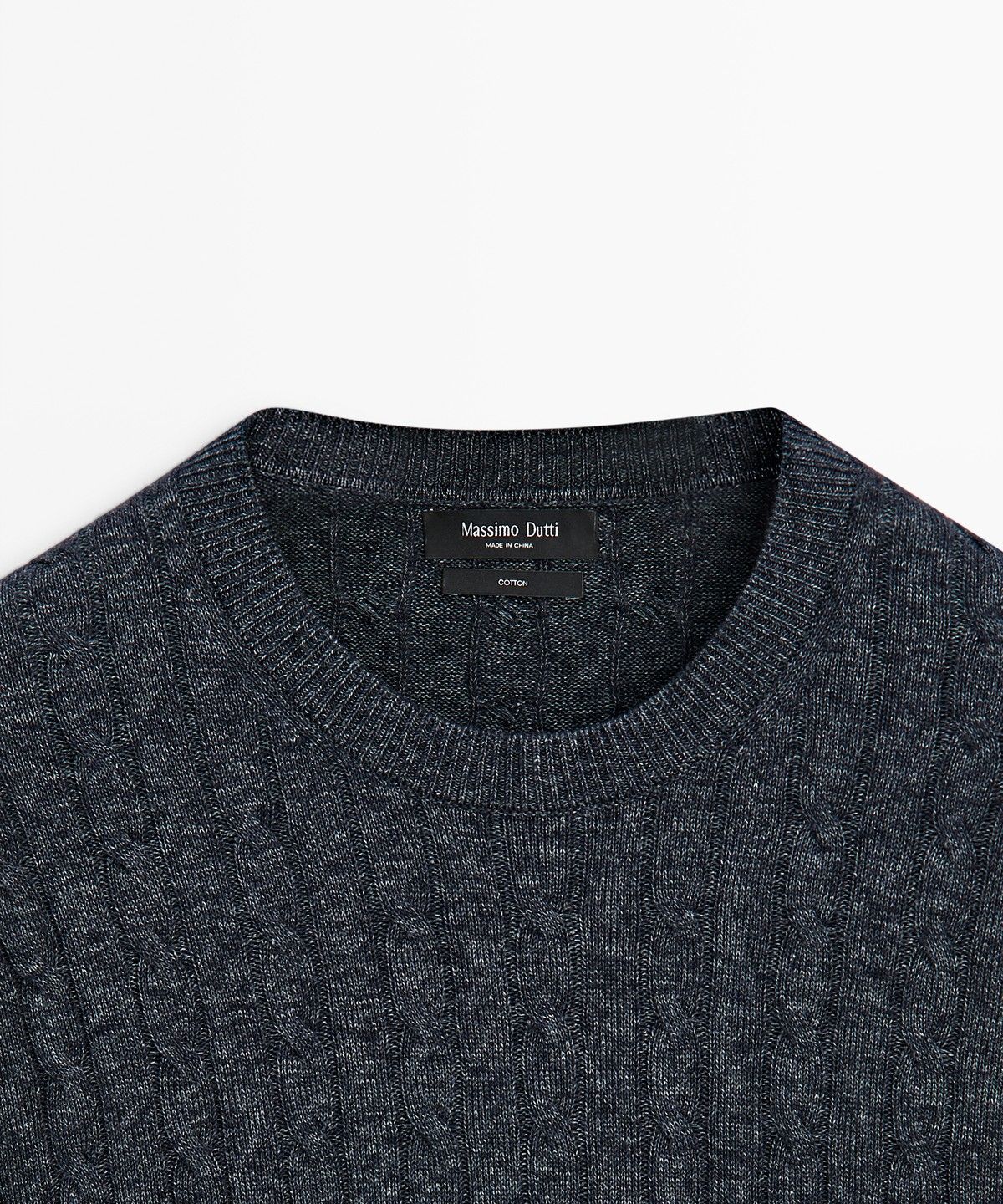 마시모두띠(MASSIMO DUTTI) 꽈배기 니트 라운드넥 스웨터