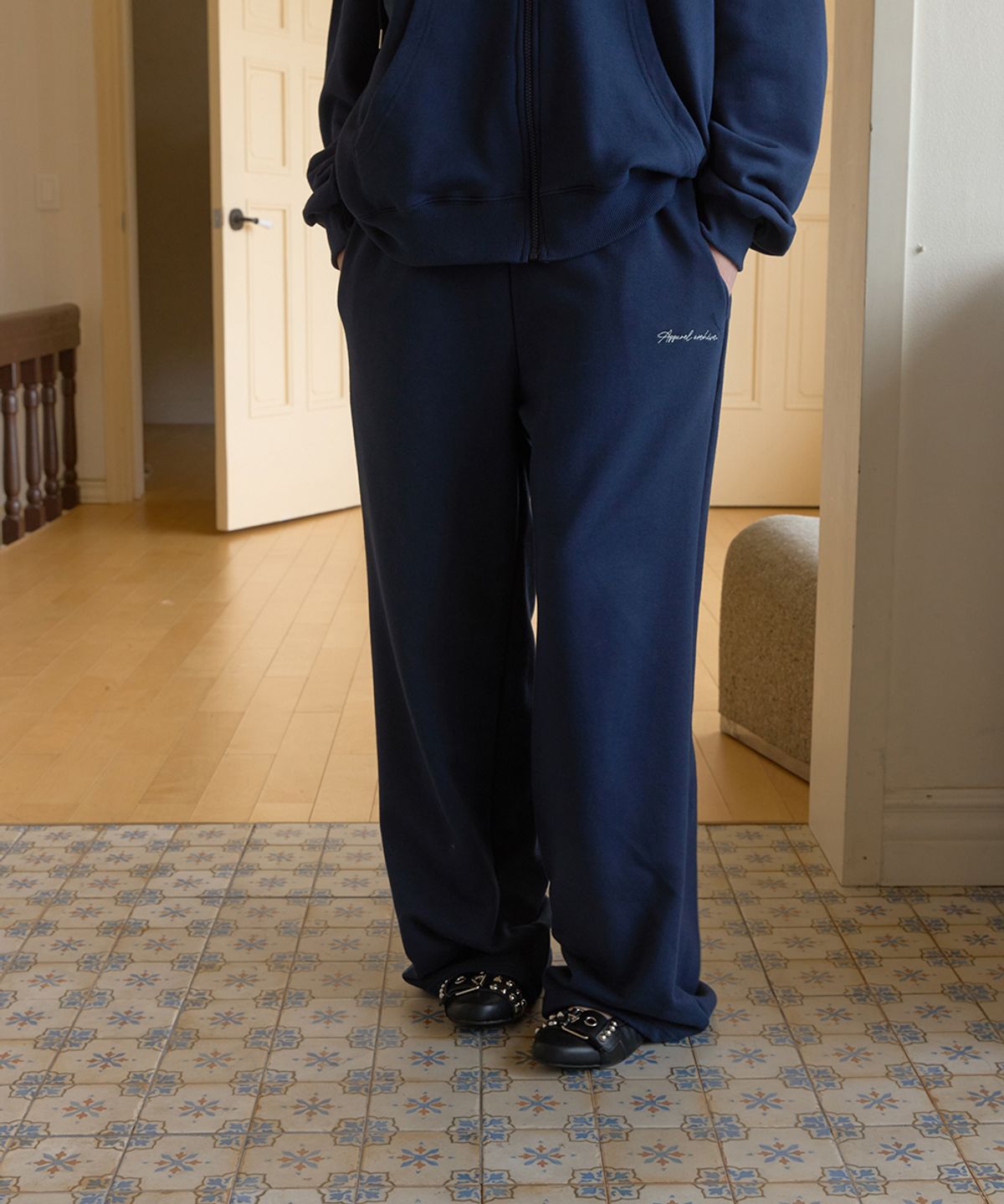 어패럴아카이브(APPAREL ARCHIVE) Polite banding wide pants - Navy
