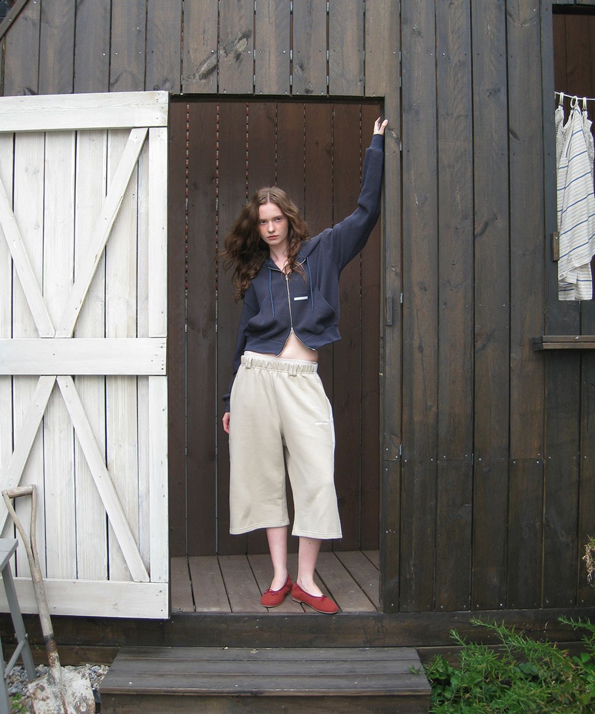 어패럴아카이브(APPAREL ARCHIVE) Bask bermuda track pants - Beige