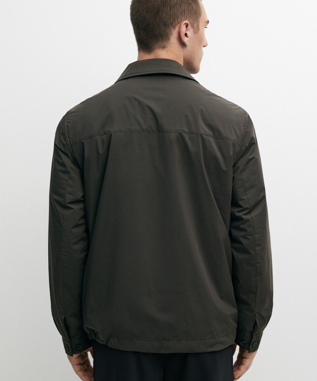 마시모두띠(MASSIMO DUTTI) 포켓 디테일 테크니컬 재킷