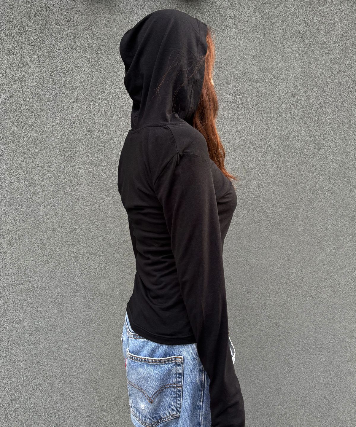 크루치(KRUCHI) Tencel Long-Sleeve V-Neck Hoodie (BLACK) WOMENS