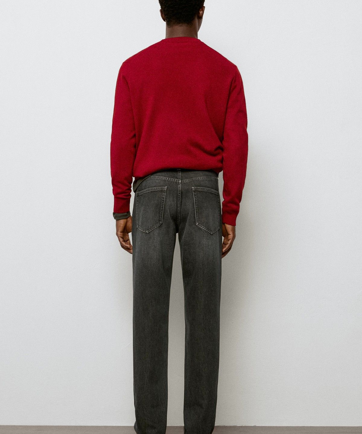 마시모두띠(MASSIMO DUTTI) 스톤 워싱 테이퍼드핏 진