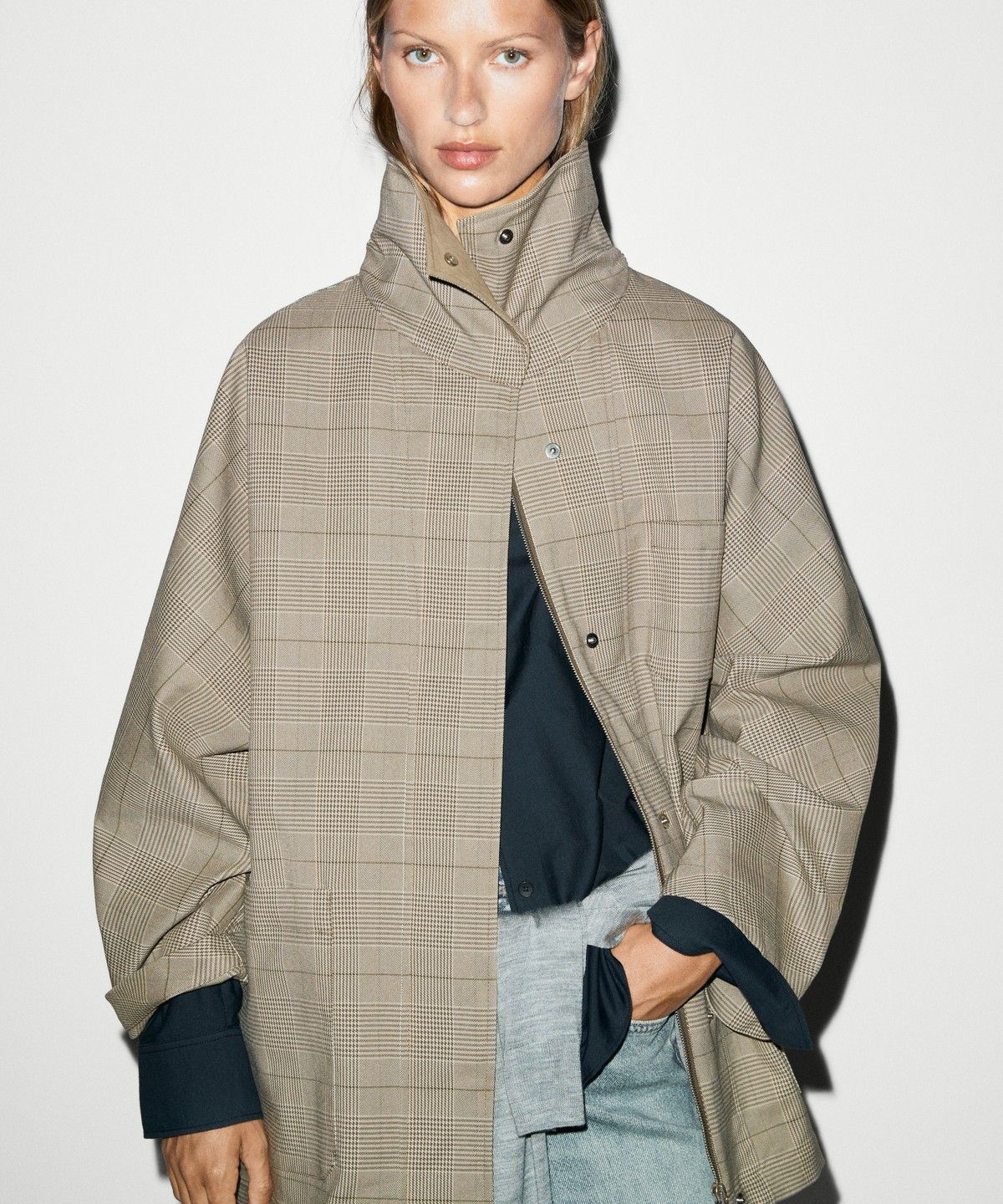 마시모두띠(MASSIMO DUTTI) 체크 코튼 혼방 터틀넥 재킷