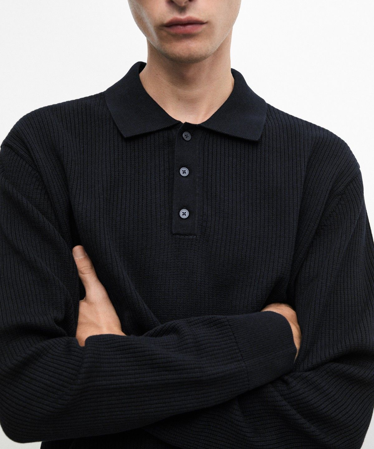 마시모두띠(MASSIMO DUTTI) 버튼 디테일 폴로 니트 스웨터
