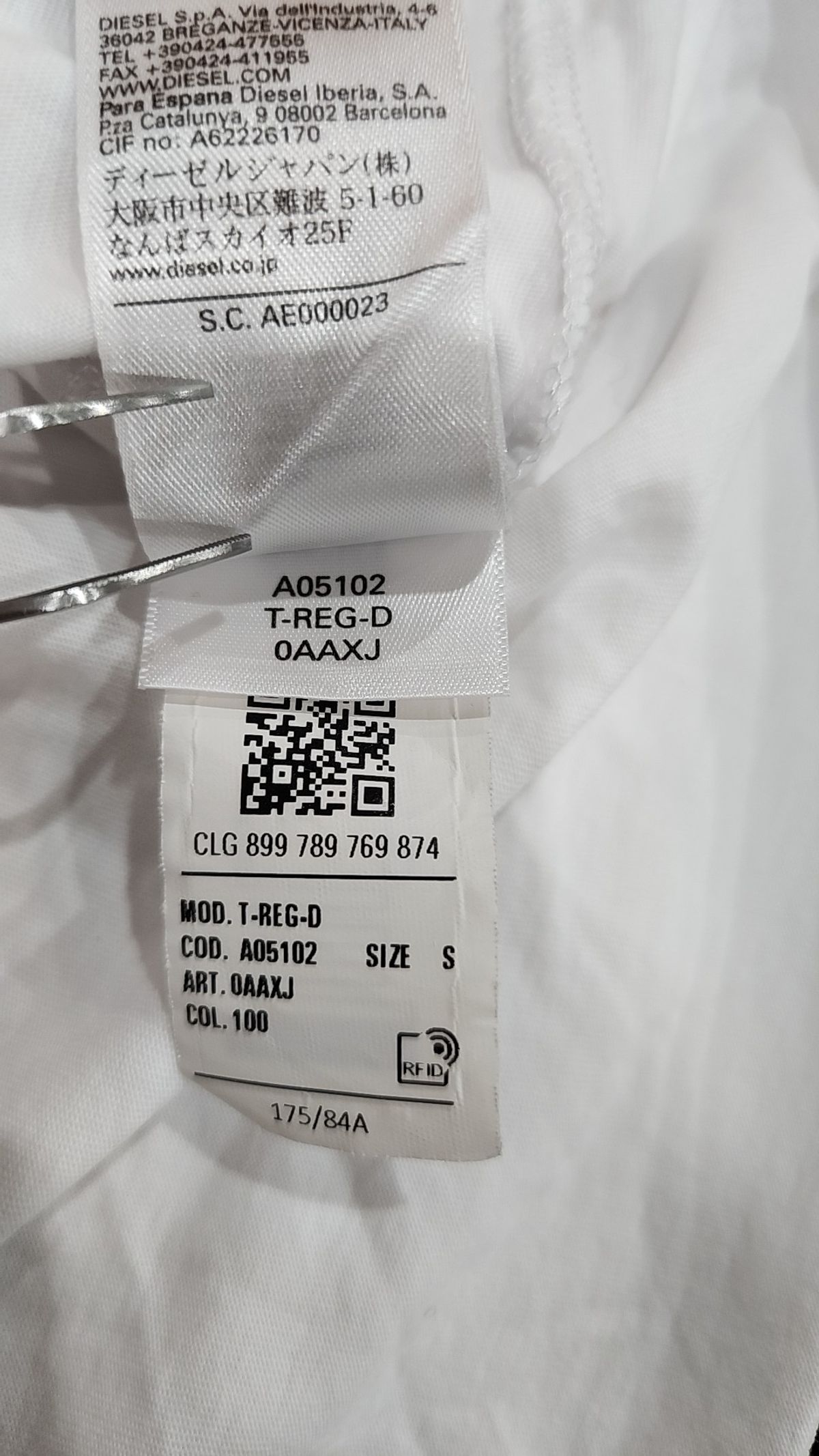 디젤(DIESEL) T REG D 반팔 티셔츠 - 화이트 / A051020GRAI100 S
