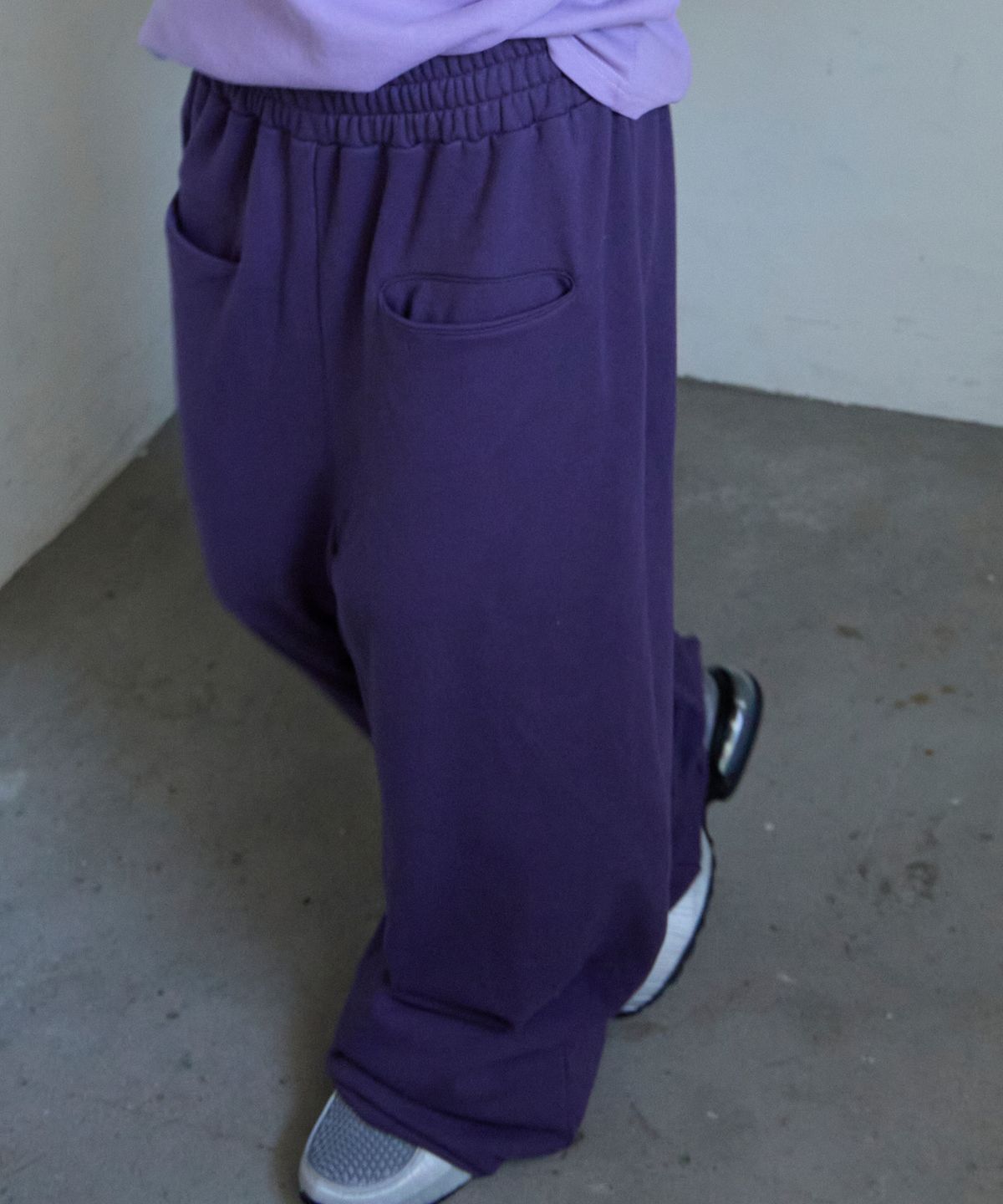 키코지(KIKOZY) Motion Wide Sweatpants_Purple