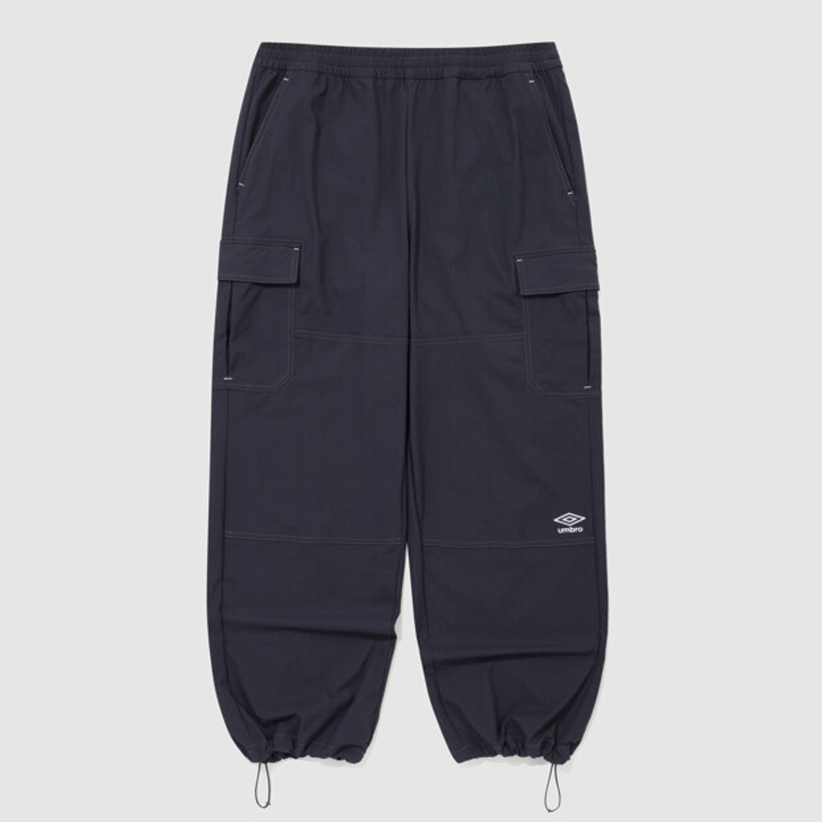 엄브로(UMBRO) 카고 조거 & 스트레이트 2WAY 우븐 팬츠 네이비 UR323CPT92