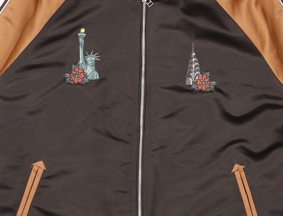 어반아웃피터스(URBAN OUTFITTERS) 스타디움 재킷 XL