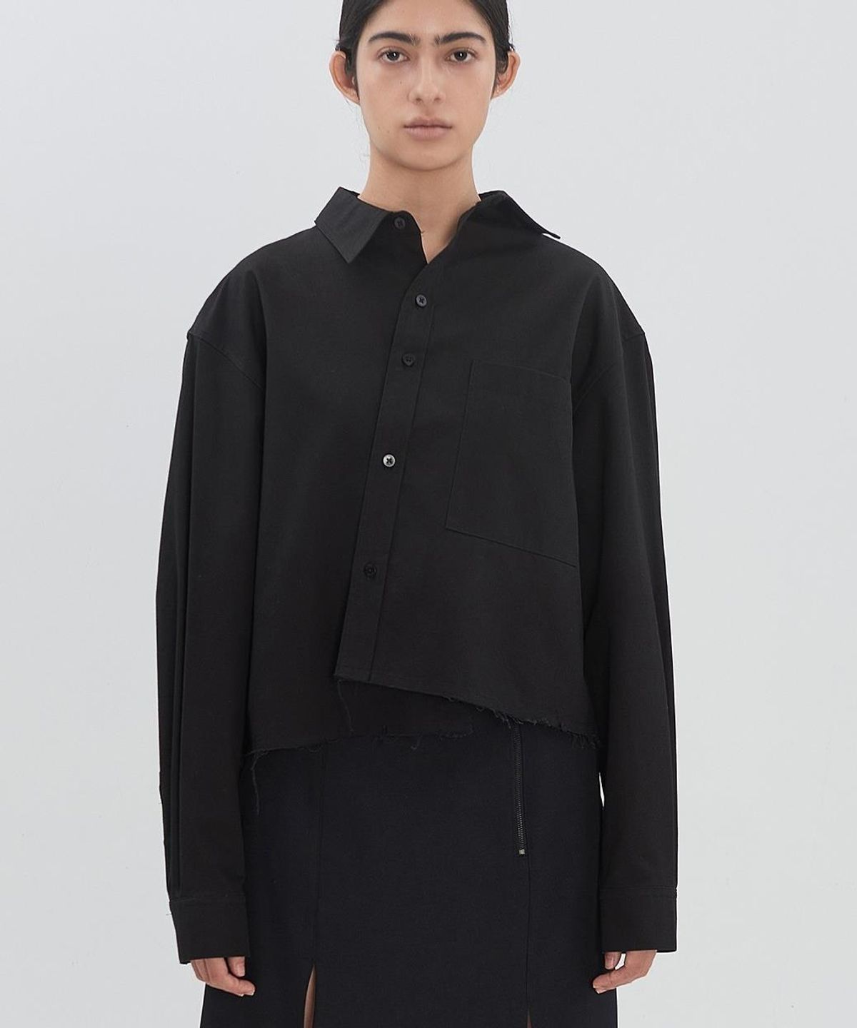 래코드(RECODE) Two Way Cropped Shirt RJSAM26598BKX