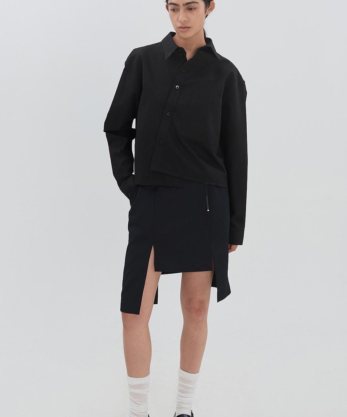 래코드(RECODE) Vertical Paneled Midi Skirt RJKAM26594BKX
