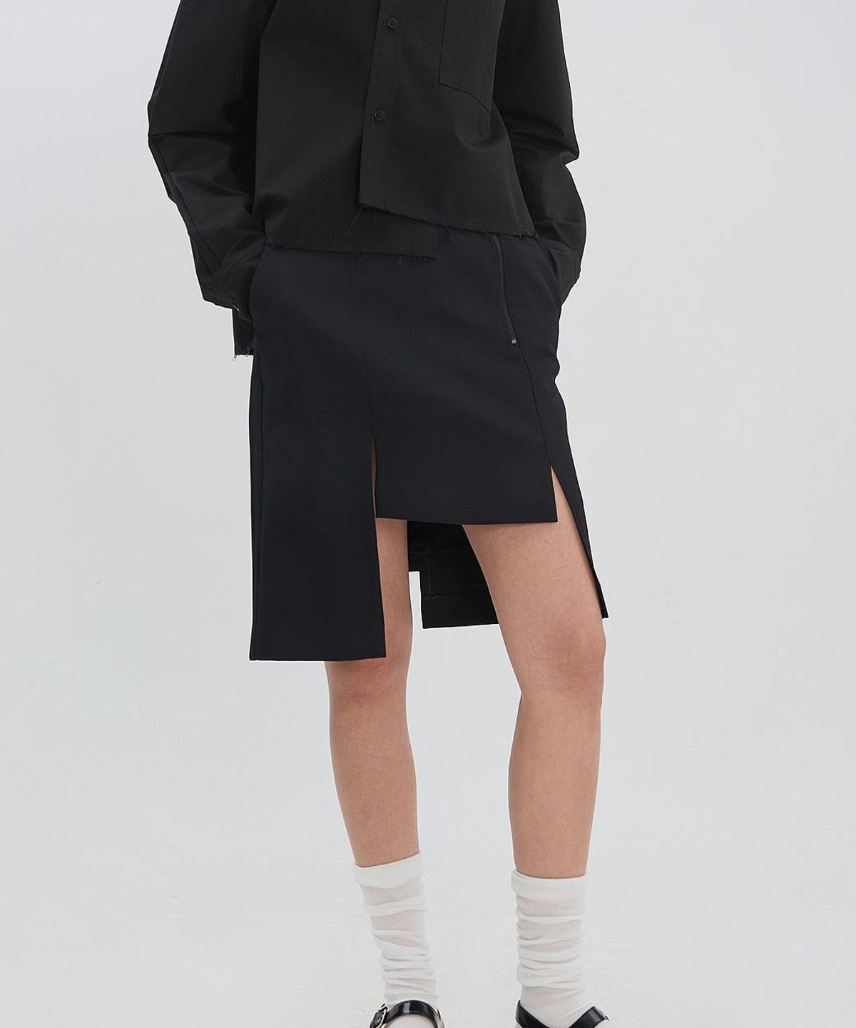래코드(RECODE) Vertical Paneled Midi Skirt RJKAM26594BKX