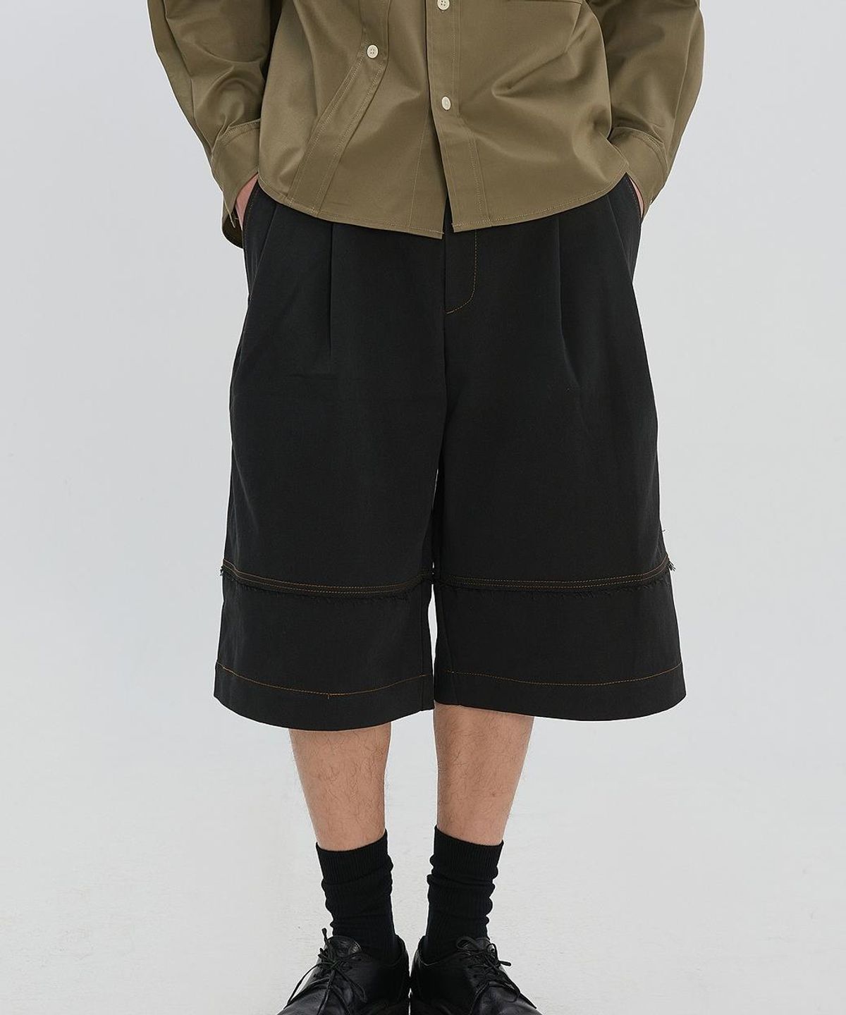 래코드(RECODE) Raw-Edged Bermuda Shorts RJPAM26696BKX