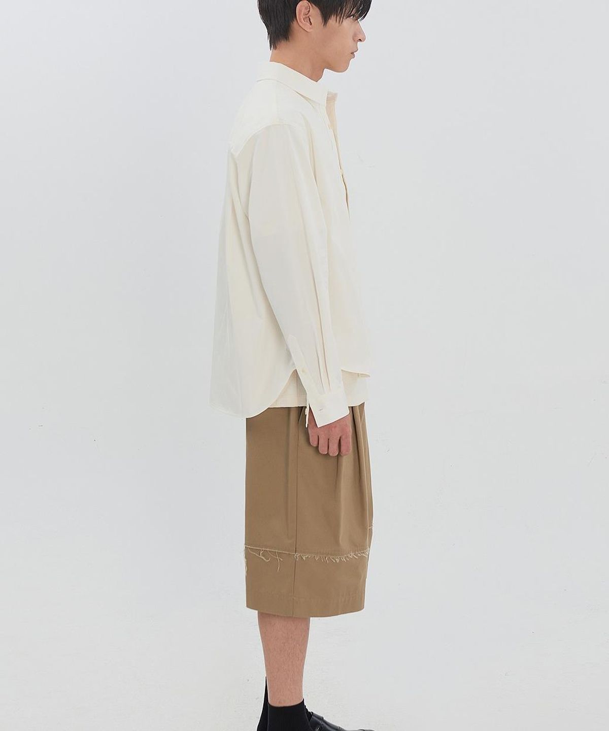 래코드(RECODE) Raw-Edged Bermuda Shorts RJPAM26695BEX