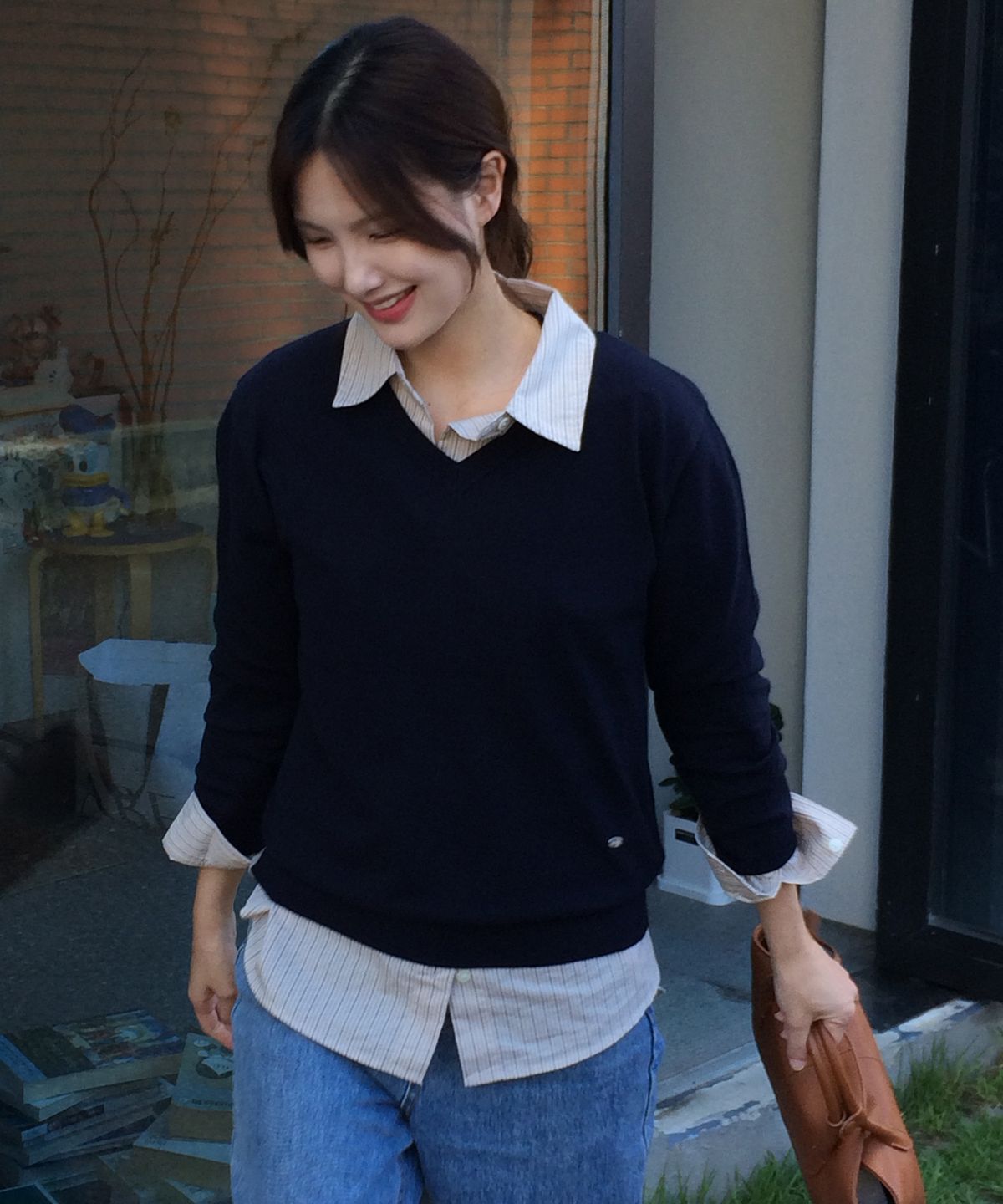 마인드브릿지 우먼(MIND BRIDGE WOMEN) [ON][W]에센셜 브이넥 레귤러 핏 니트 - 6color