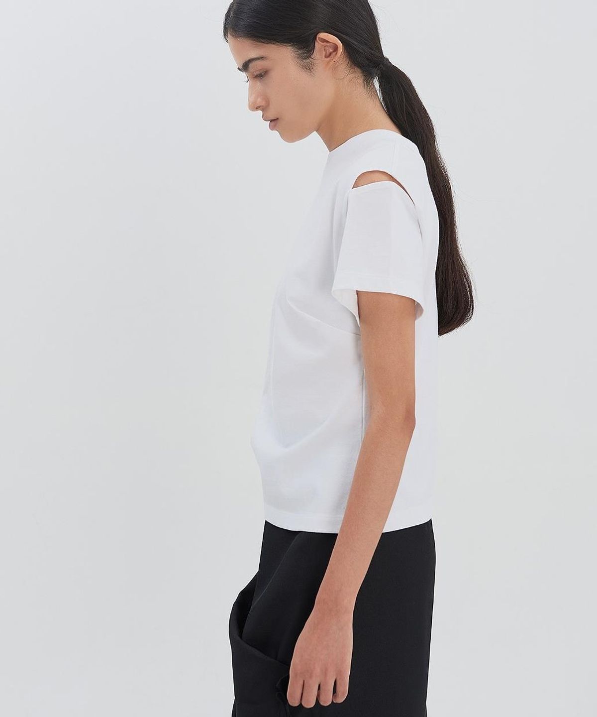 래코드(RECODE) Backward Shoulder Slit Shirring Top RJTAM26596WHX