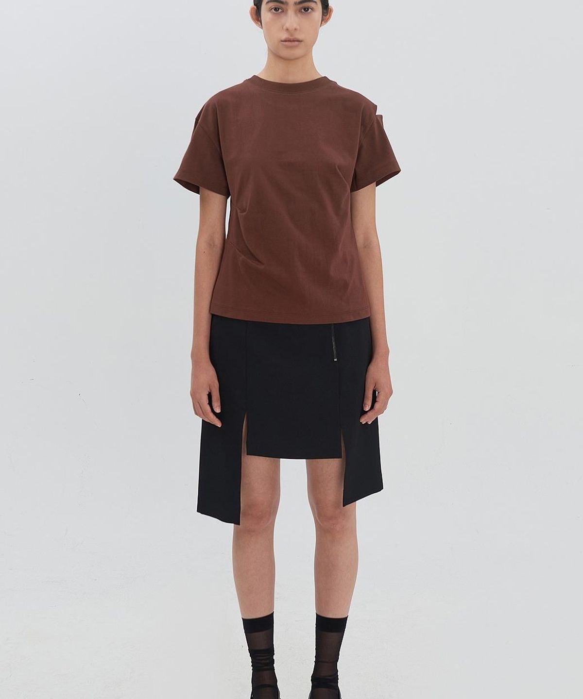 래코드(RECODE) Backward Shoulder Slit Shirring Top RJTAM26596BRX