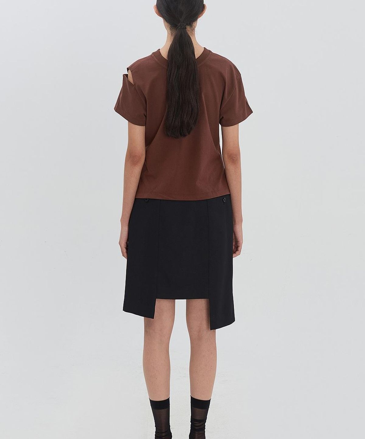 래코드(RECODE) Backward Shoulder Slit Shirring Top RJTAM26596BRX