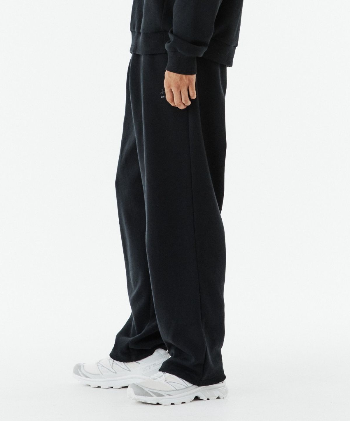 브롬톤 런던(BROMPTON LONDON) LOGO STRAIGHT SWEAT TROUSERS - BLACK (P263MPT163)