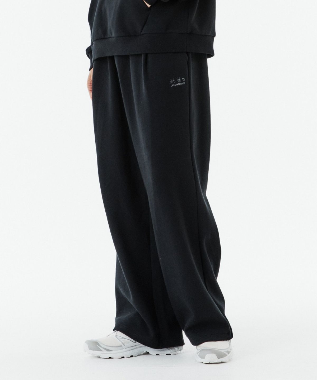 브롬톤 런던(BROMPTON LONDON) LOGO WIDE SWEAT TROUSERS - BLACK (P263UPT164)