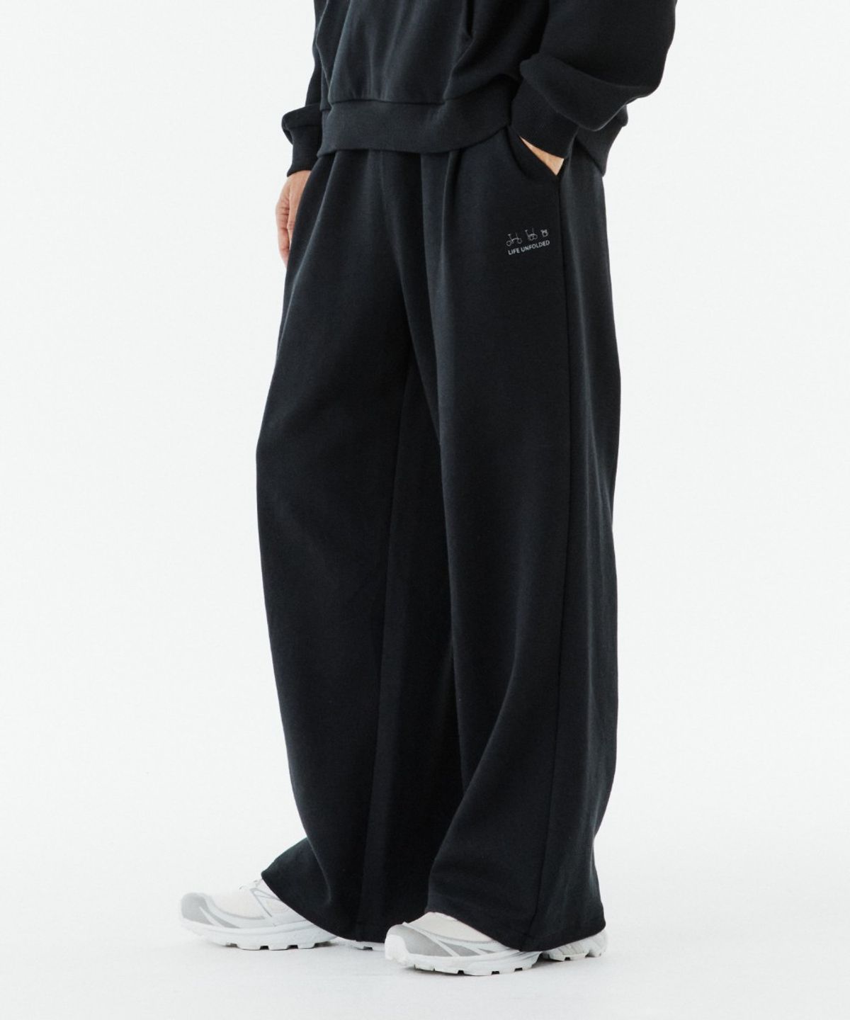 브롬톤 런던(BROMPTON LONDON) LOGO WIDE SWEAT TROUSERS - BLACK (P263UPT164)