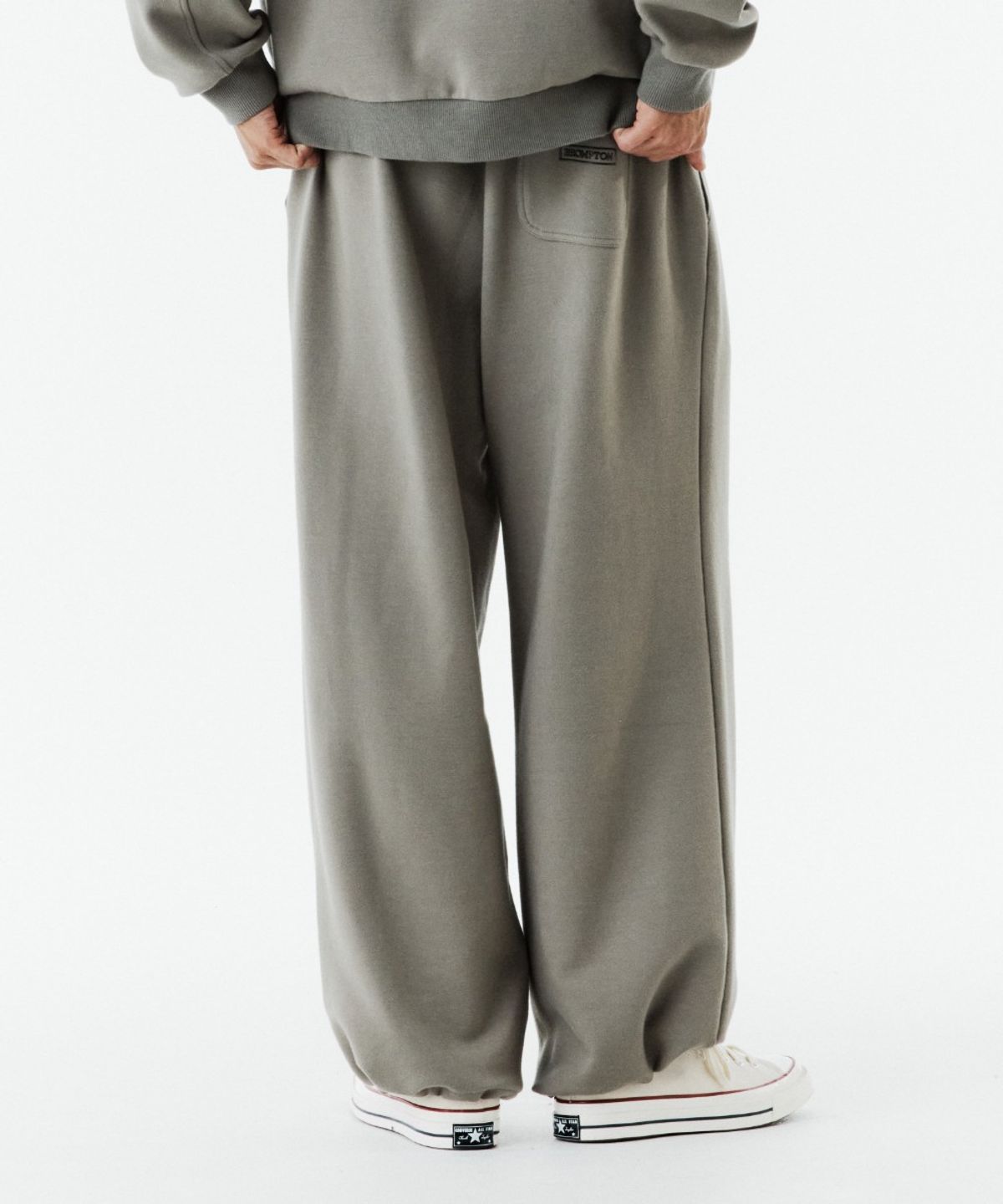 브롬톤 런던(BROMPTON LONDON) LOGO WIDE SWEAT TROUSERS - MOCHA (P263UPT164)