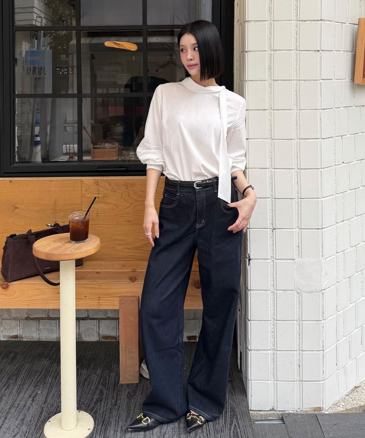 마인드브릿지 우먼(MIND BRIDGE WOMEN) [W]커브드 와이드 인디고 스티치 데님 팬츠