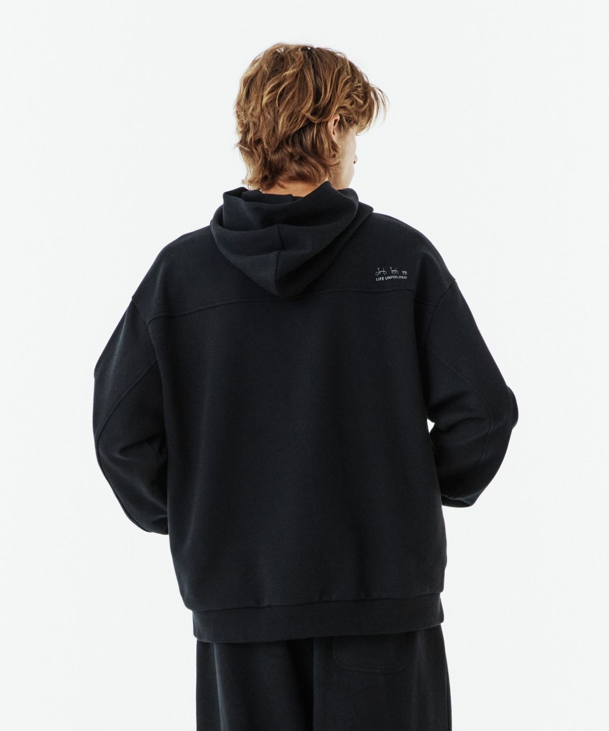브롬톤 런던(BROMPTON LONDON) LOGO HOODED SWEATSHIRT - BLACK (P263UHD163)