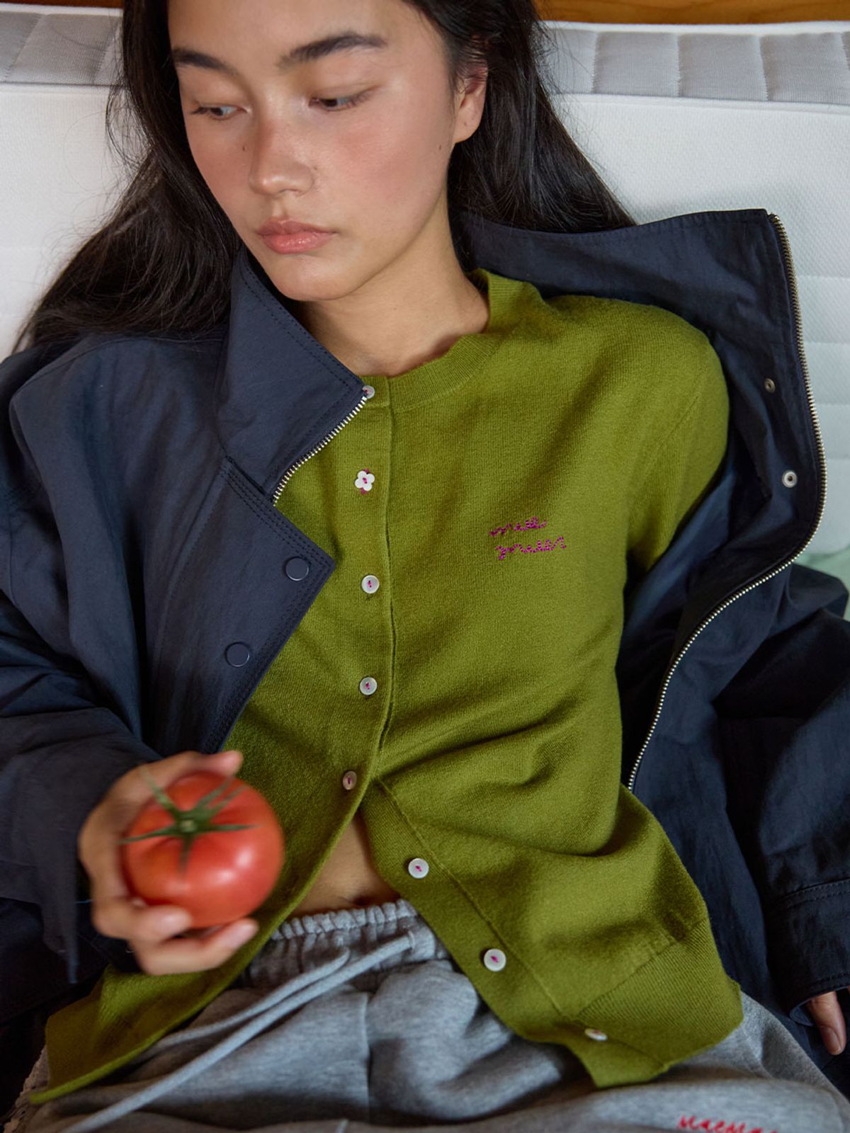 뮈뮈에르(MUEMUER) High-Neck Blouson Jumper MU2678JP803M