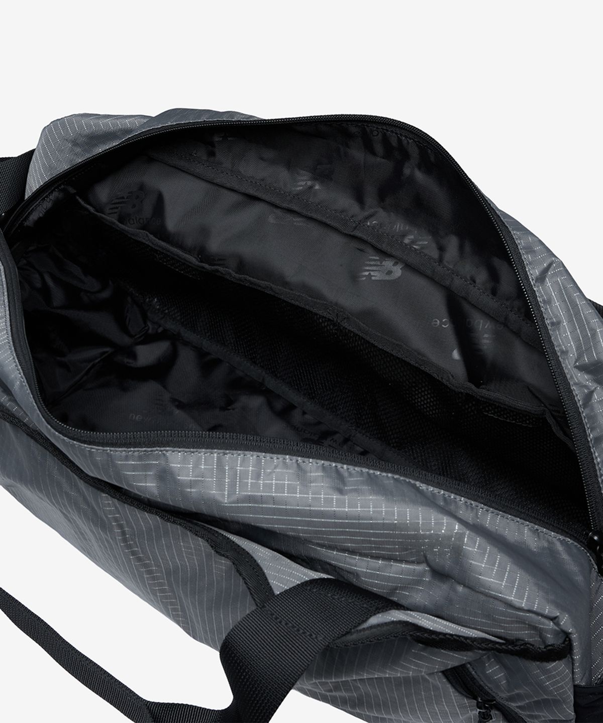 뉴발란스(NEW BALANCE) NBGCGF1105 / 에센셜 더플백 L (CHARCOAL)